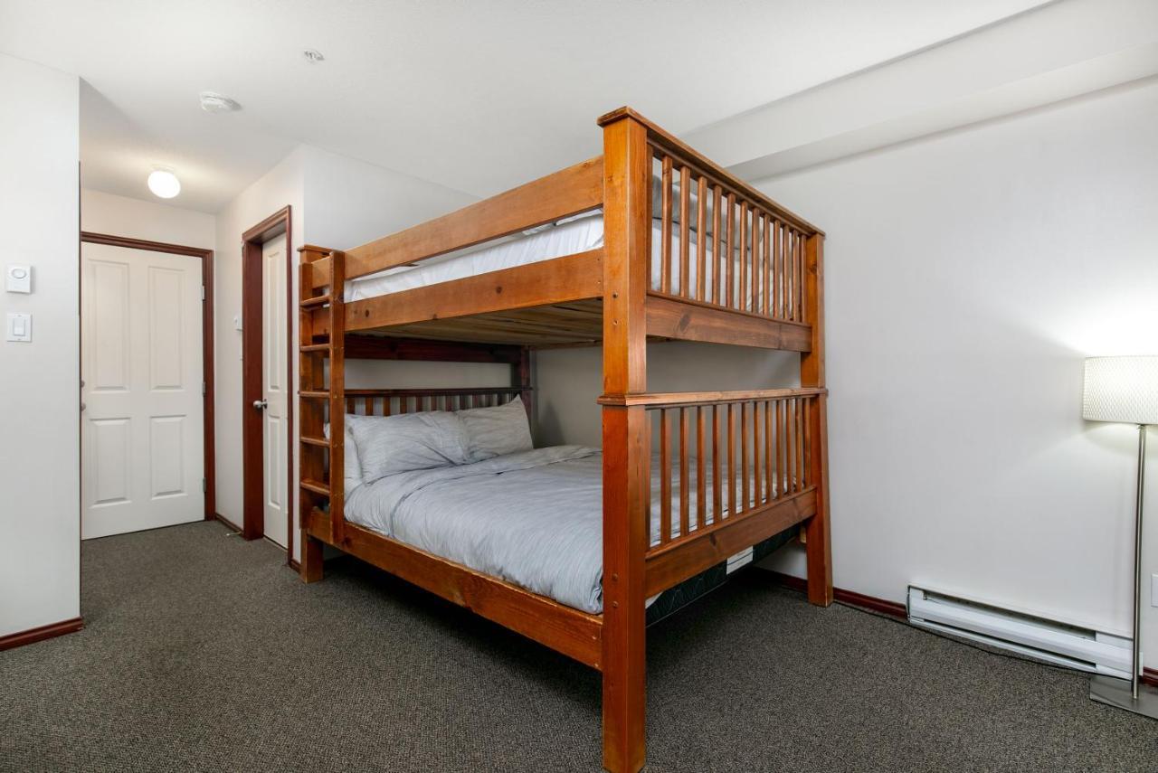Glaciers Reach By Allseason Vacation Rentals Whistler Exterior foto