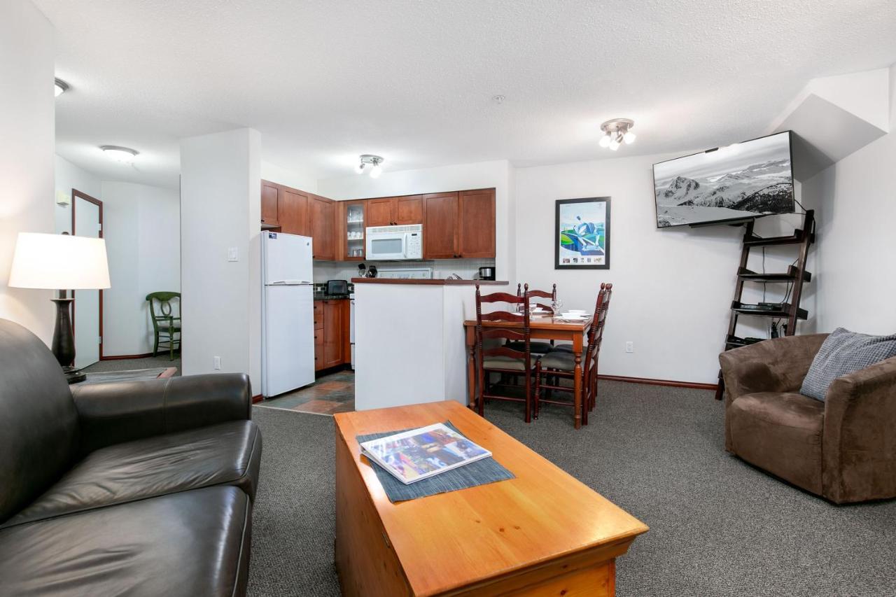 Glaciers Reach By Allseason Vacation Rentals Whistler Exterior foto
