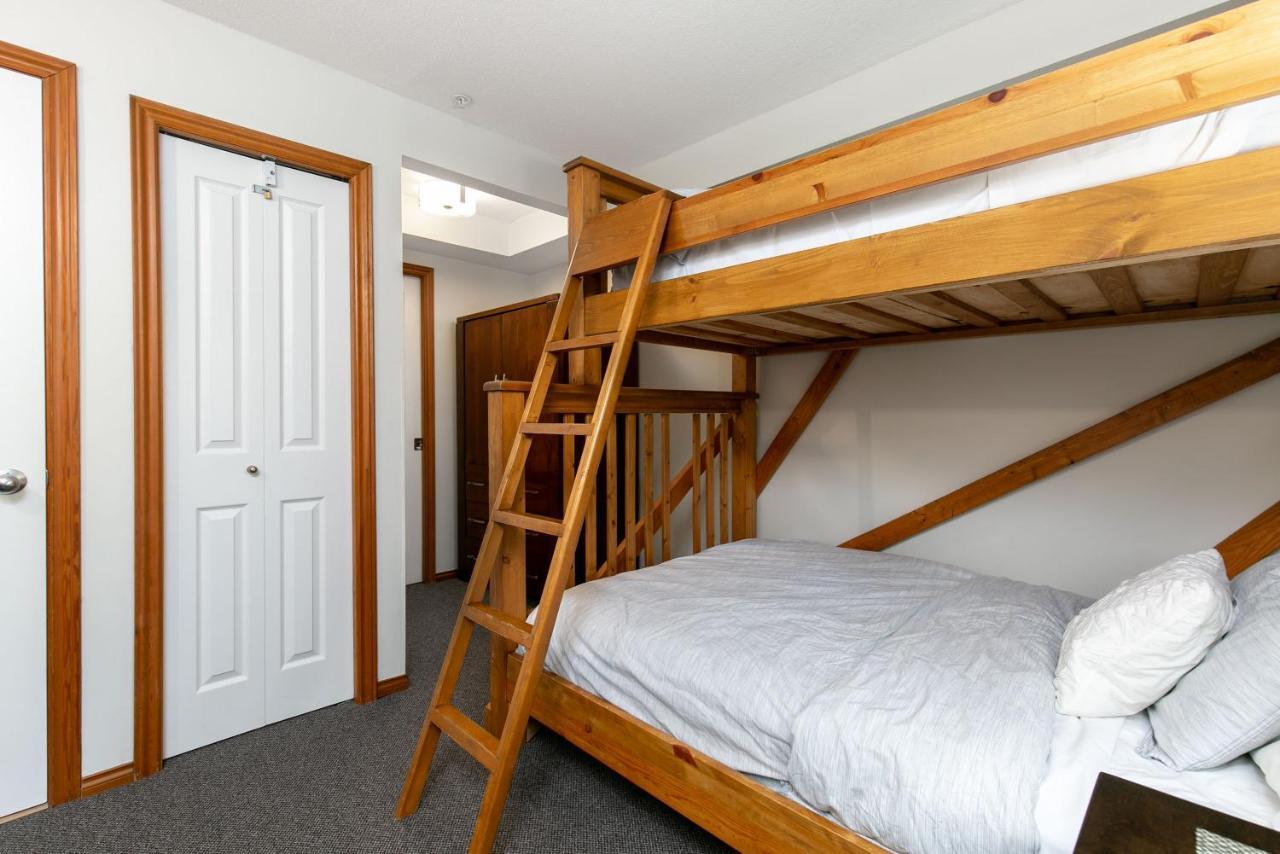 Glaciers Reach By Allseason Vacation Rentals Whistler Exterior foto