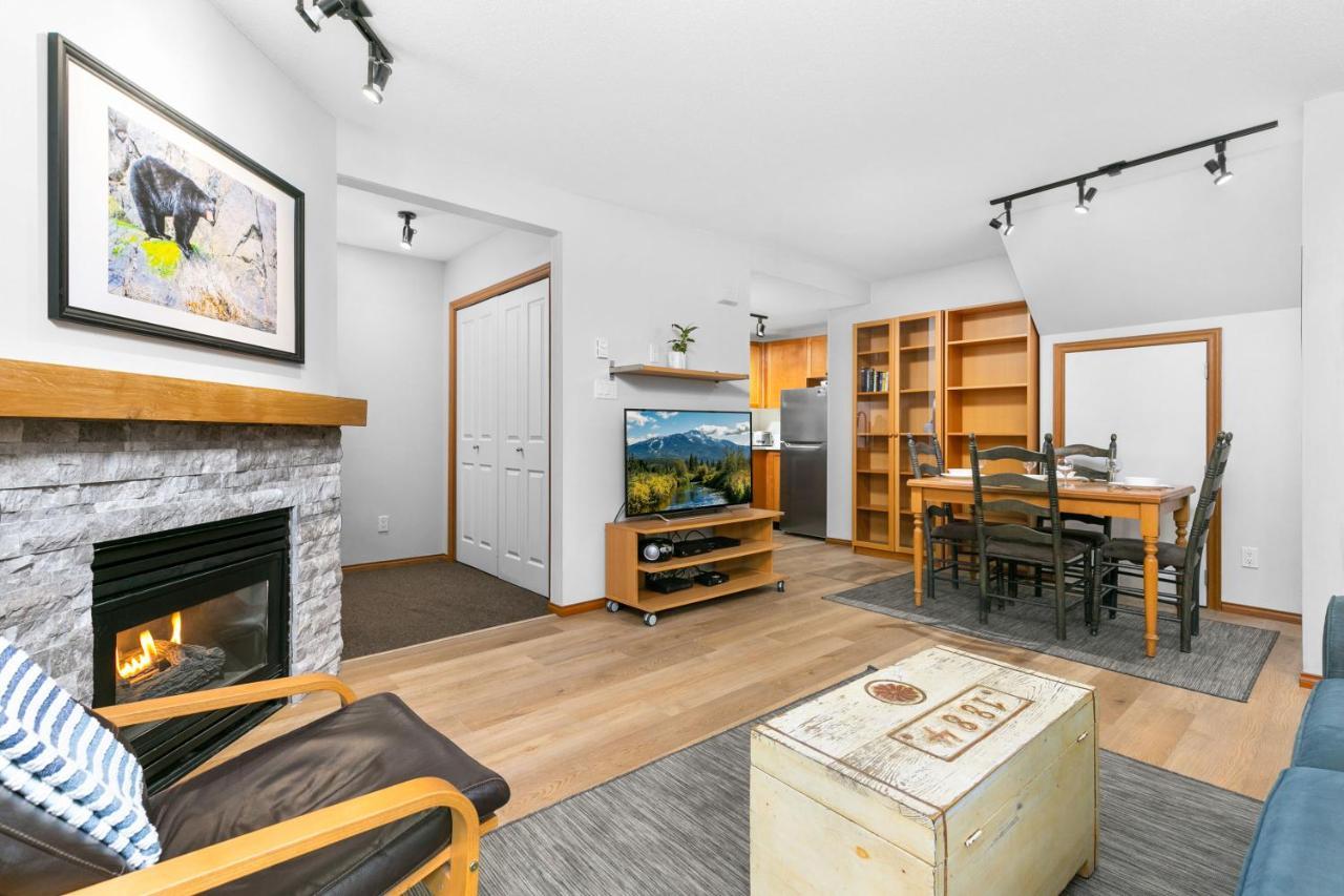 Glaciers Reach By Allseason Vacation Rentals Whistler Exterior foto