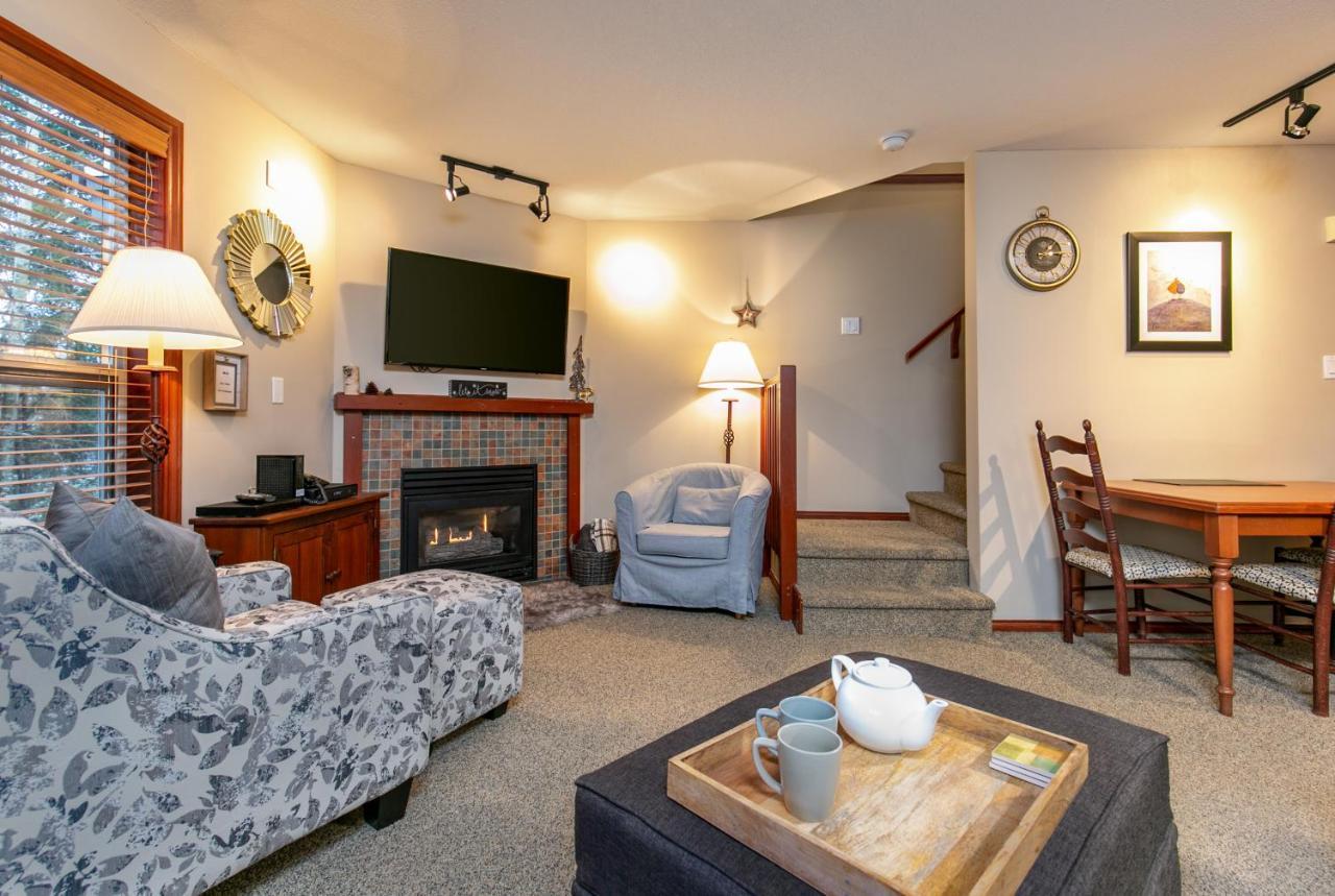 Glaciers Reach By Allseason Vacation Rentals Whistler Exterior foto