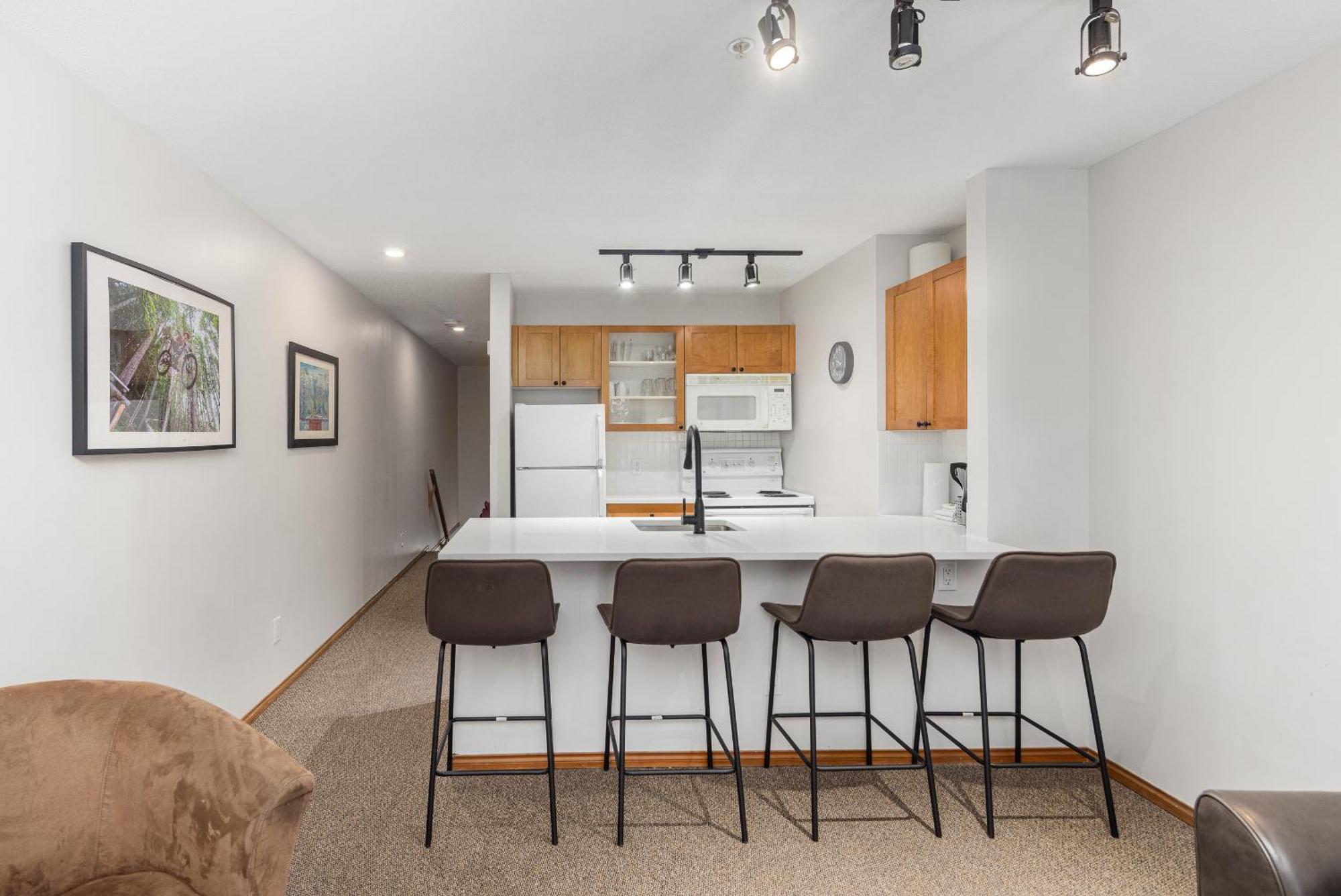 Glaciers Reach By Allseason Vacation Rentals Whistler Exterior foto
