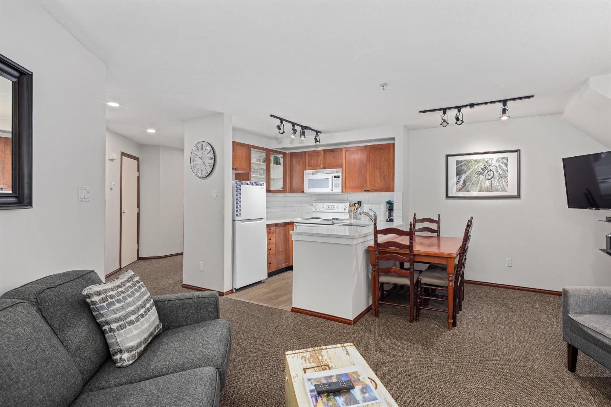 Glaciers Reach By Allseason Vacation Rentals Whistler Exterior foto